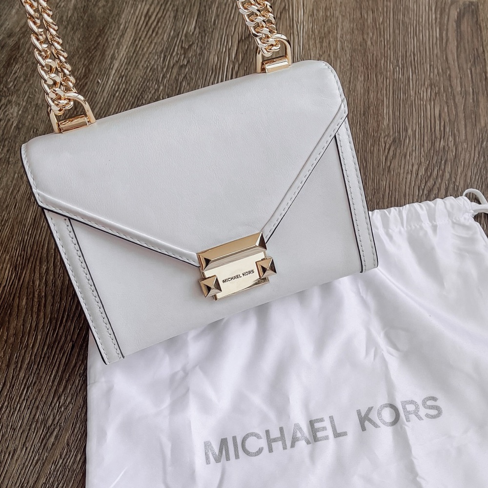 ↠ SOLD ↞